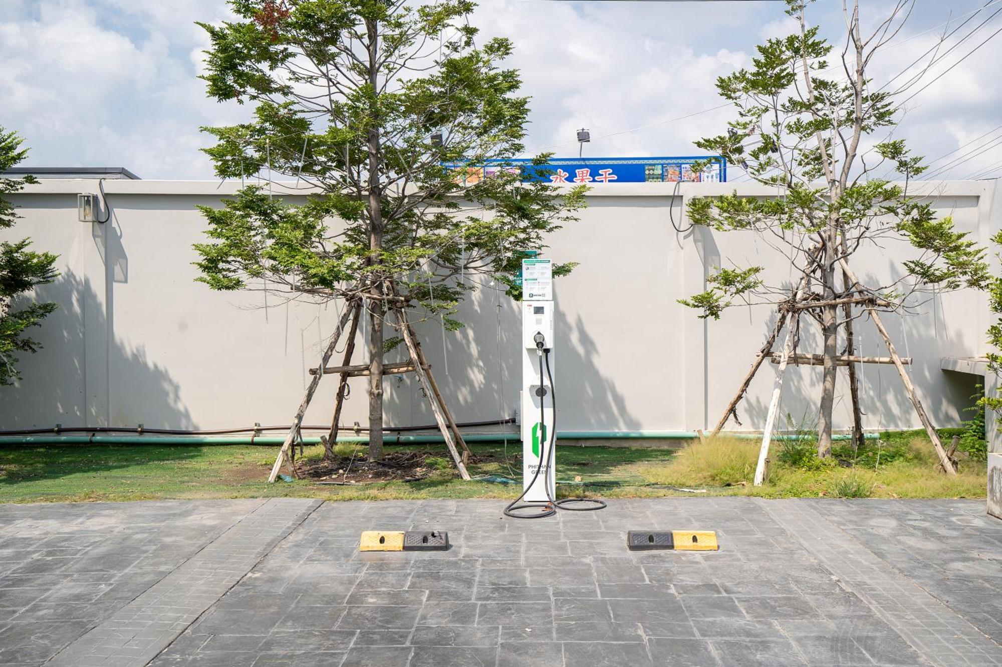 Crystal Srivaree Suvarnabhumi Hotel Ban Khlong Bang Krathiam Exterior foto