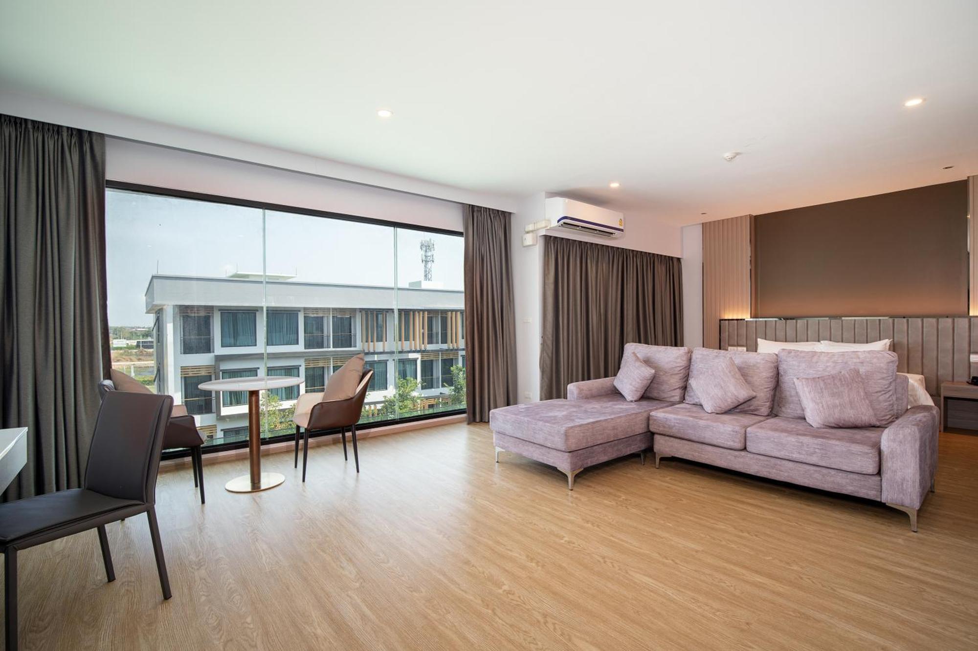 Crystal Srivaree Suvarnabhumi Hotel Ban Khlong Bang Krathiam Habitación foto