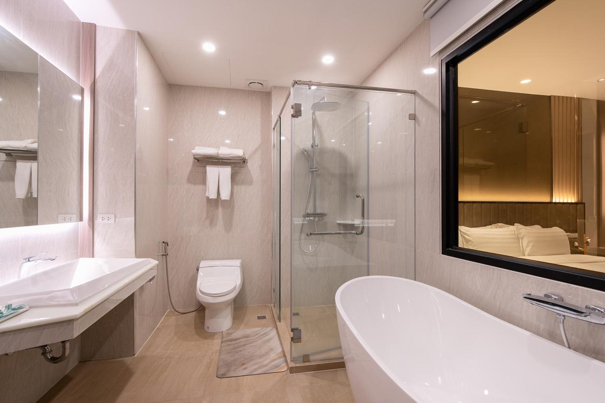 Crystal Srivaree Suvarnabhumi Hotel Ban Khlong Bang Krathiam Habitación foto
